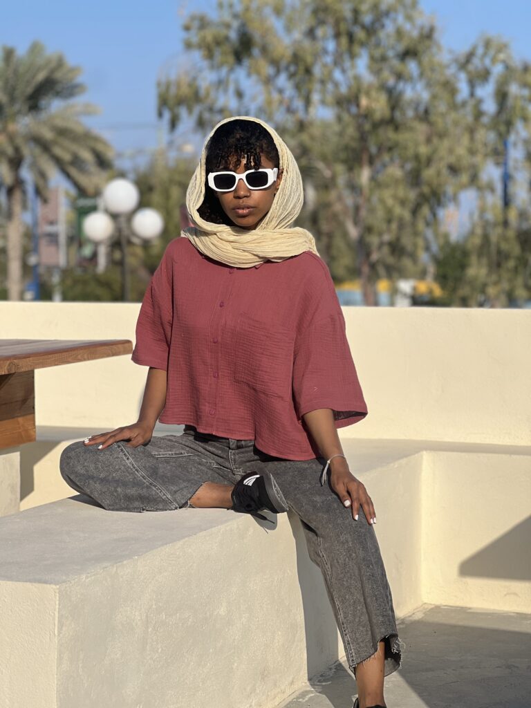 shomiz-crop-crimson-panbe-bershka