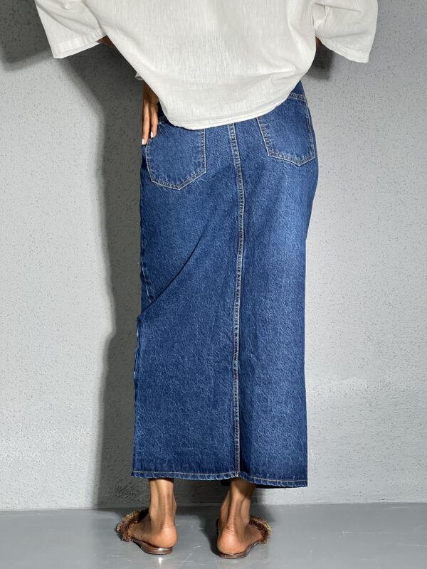 daman-chakdar-bershka