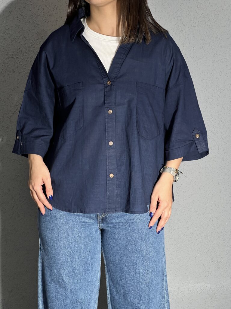 shomiz-crop-short-navy-lrj