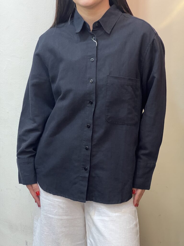 shomiz-linen-black-pull&bear