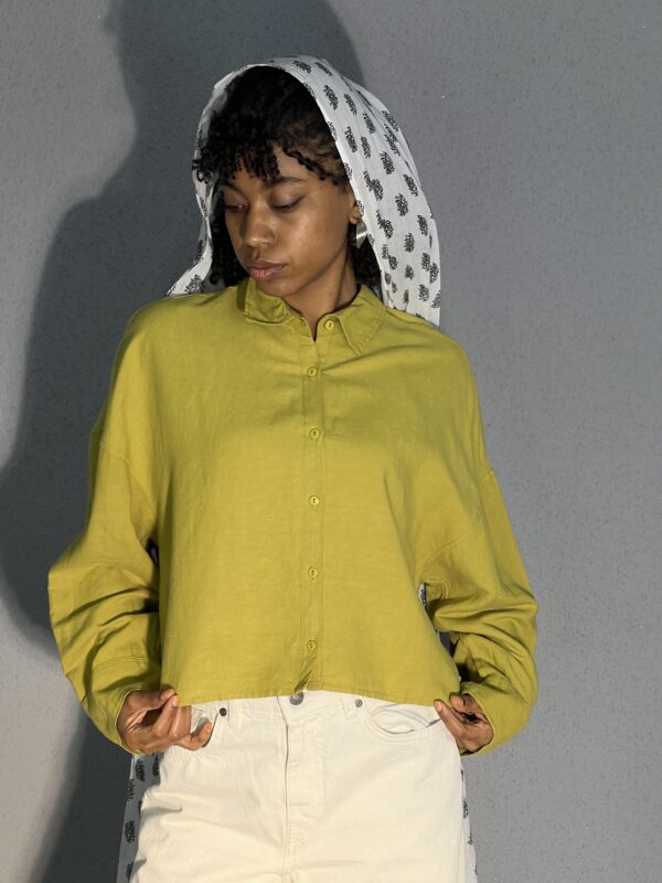 shomiz-crop-bershka